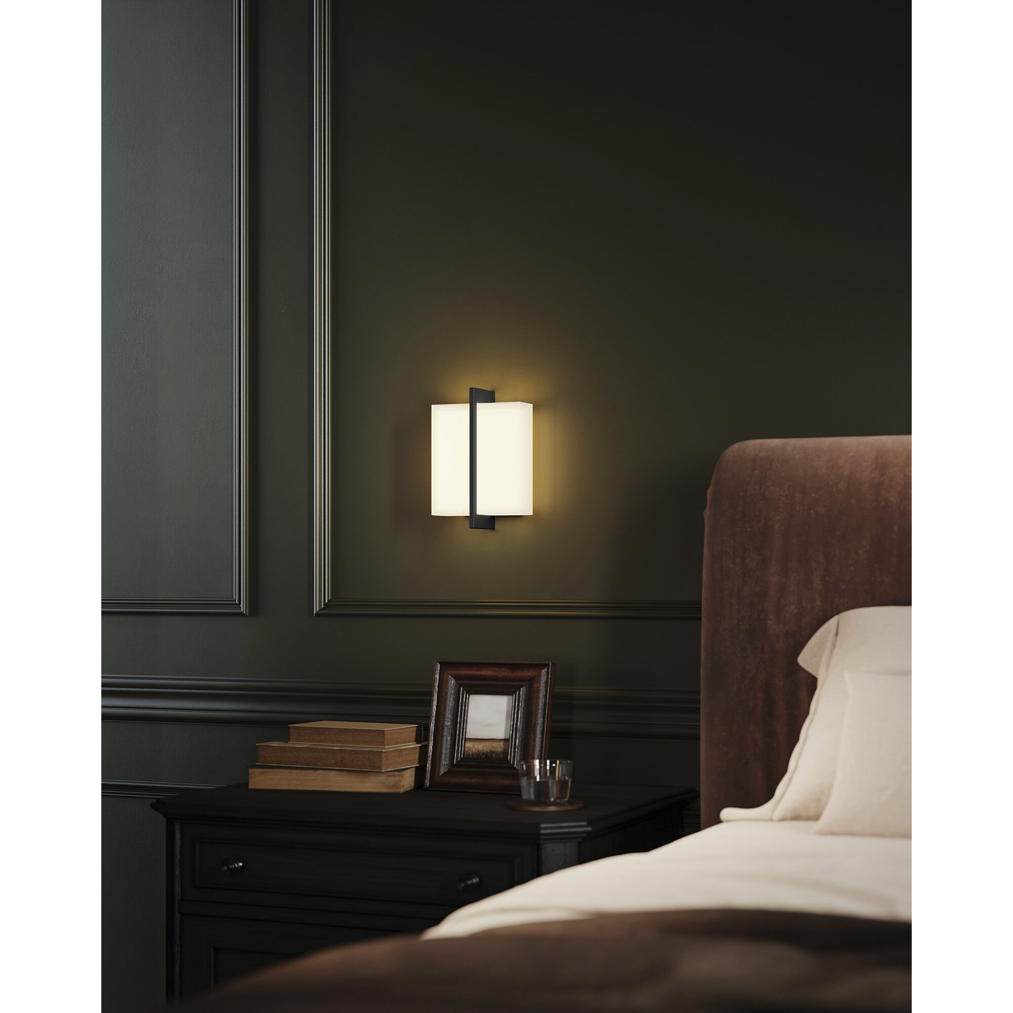 Bengal Wall Sconce Wall Light in Black